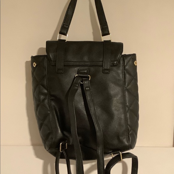 Wild flabe backpack style bag - Picture 2 of 3